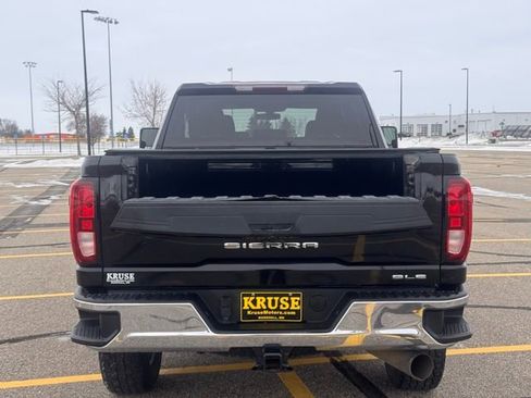 Used 2023 GMC Sierra 3500 SLE w/ SLE Convenience Package image 31