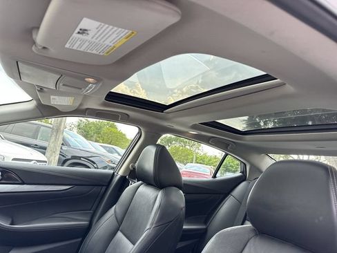 Used 2017 Nissan Maxima 3.5 SL FWD image 22