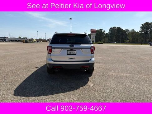Used 2019 Ford Explorer XLT w/ Equipment Group 202A FWD image 6