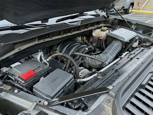 Used 2020 GMC Sierra 1500 AT4 w/ Off-Road Performance Package image 26