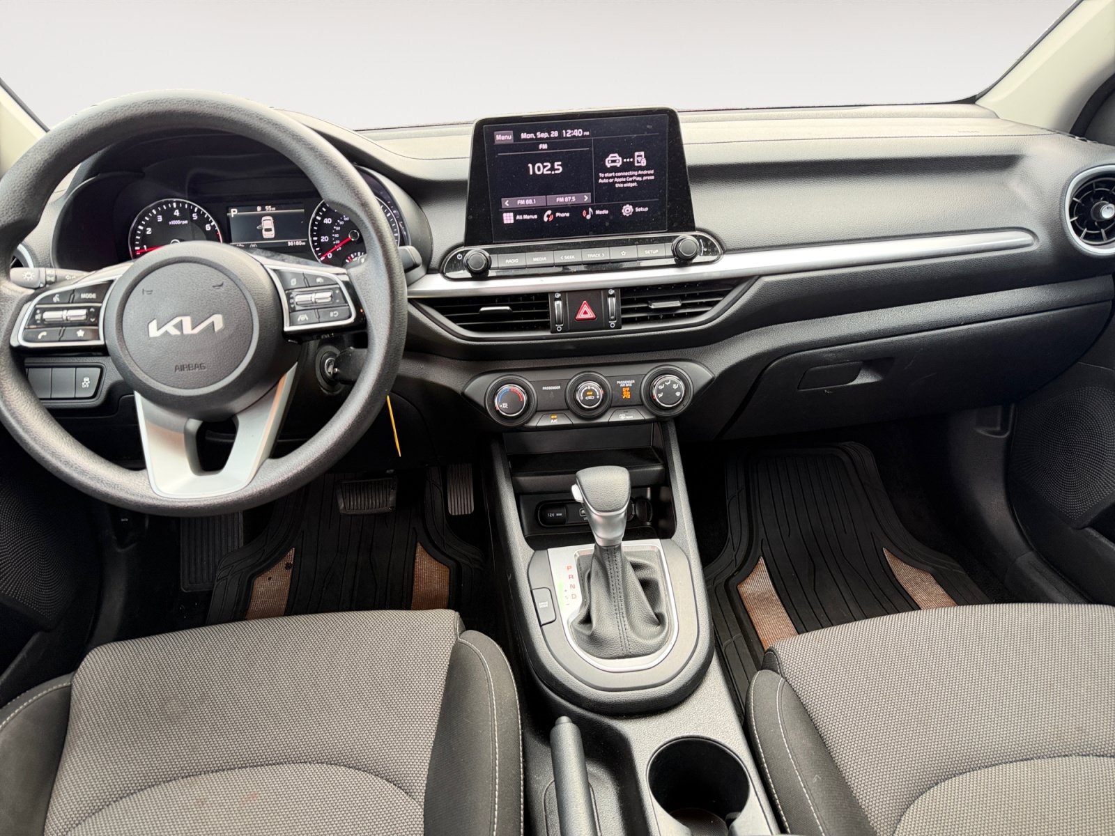 Used 2024 Kia Forte LXS FWD image 10