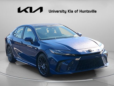 Used 2025 Toyota Camry XSE w/ Premium Plus Package image 1