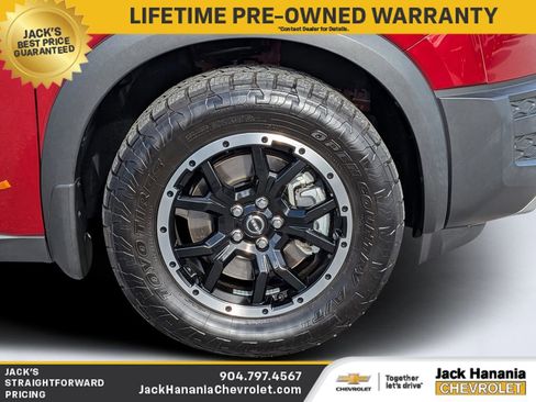 Used 2023 Nissan Pathfinder SV image 10