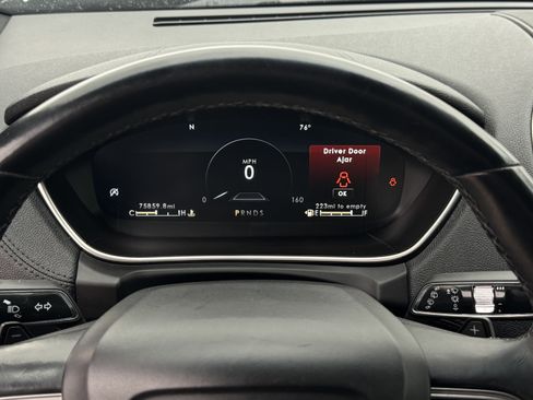 Used 2020 Lincoln Nautilus Reserve w/ Equipment Group 202A image 20