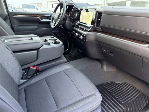 New 2026 GMC Sierra 1500 Elevation image 18