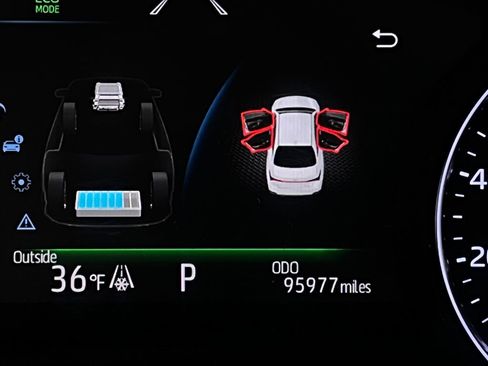 Used 2019 Toyota Avalon XLE image 17