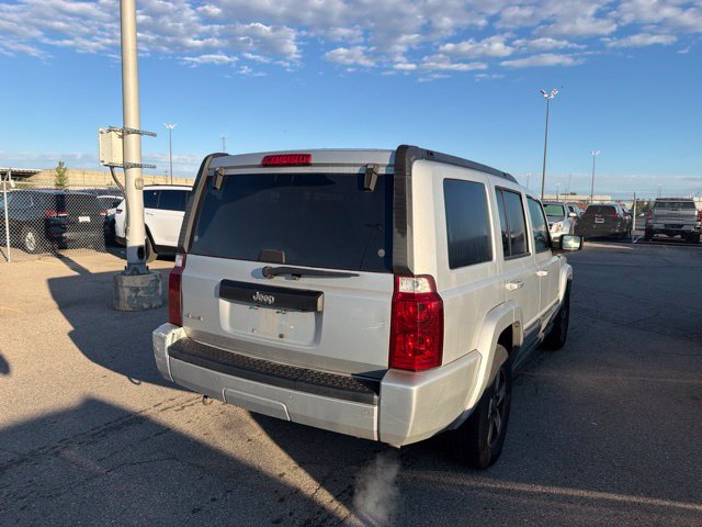 Used 2008 Jeep Commander Sport AWD/4WD image 22