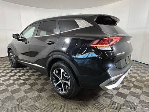 Used 2023 Kia Sportage EX AWD/4WD image 5