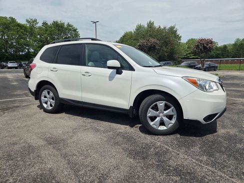 Used 2015 Subaru Forester 2.5i Premium w/ All-Weather Package AWD/4WD image 3