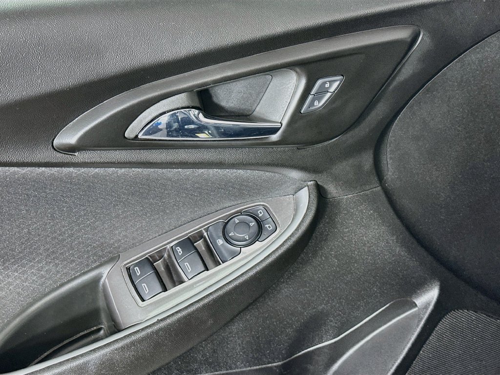 Used 2024 Chevrolet Malibu LT FWD image 24