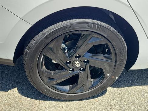 New 2026 Hyundai Elantra Sport FWD image 28