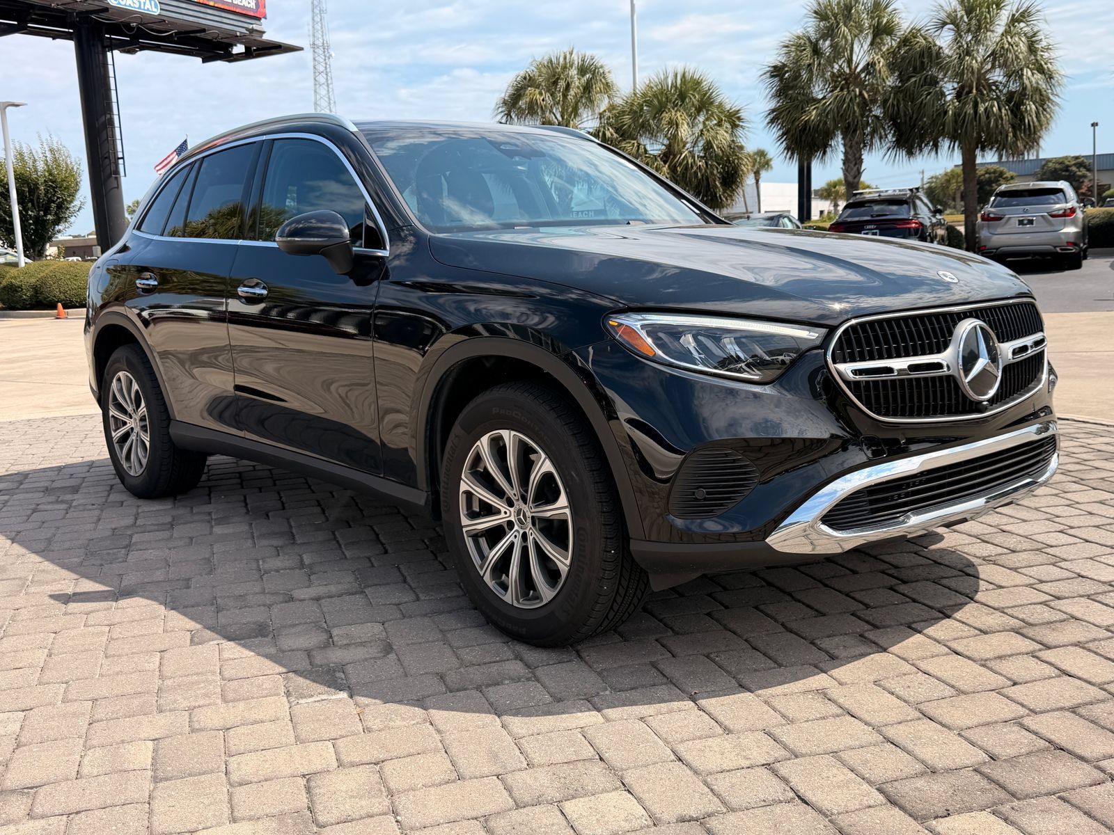 Used 2025 Mercedes-Benz GLC 300 image 6