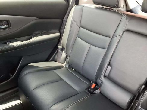 Used 2024 Nissan Murano SL FWD image 15