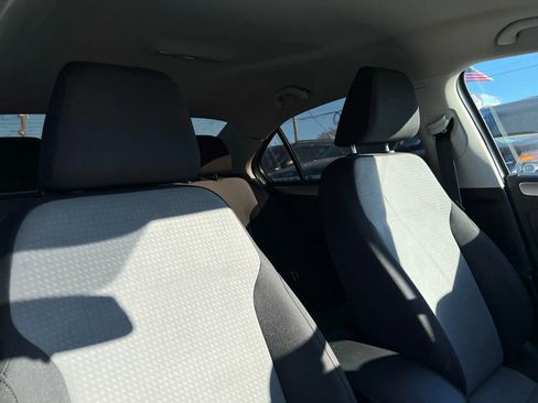 Used 2017 Volkswagen Jetta S FWD image 14