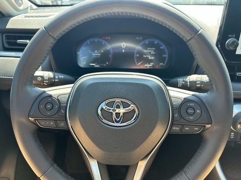 Used 2025 Toyota RAV4 Limited w/ Weather Package FWD image 33