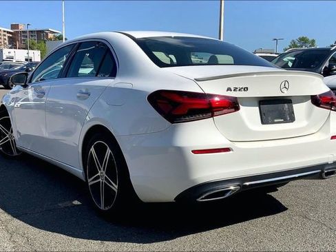 Used 2019 Mercedes-Benz A 220 image 3