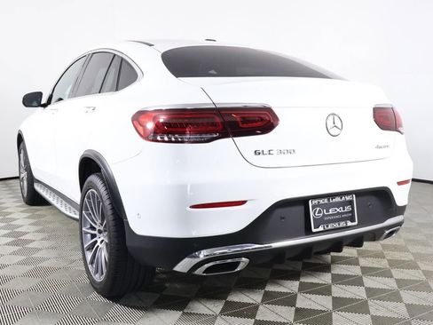 Used 2023 Mercedes-Benz GLC 300 4MATIC Coupe image 4