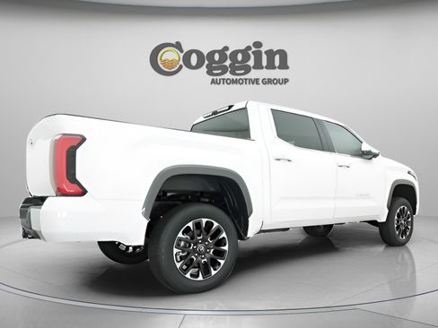 New 2026 Toyota Tundra Limited image 18