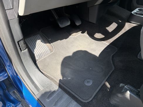 Used 2018 Ford F150 XLT w/ Equipment Group 301A Mid RWD image 17