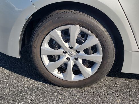 Certified 2024 Toyota Corolla LE FWD image 9