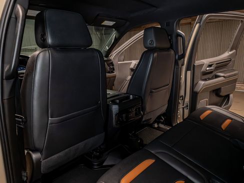 Used 2022 GMC Sierra 1500 AT4 image 23