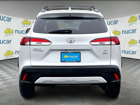 Used 2024 Toyota Corolla Cross LE image 5