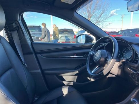 Used 2024 MAZDA MAZDA3 s image 35