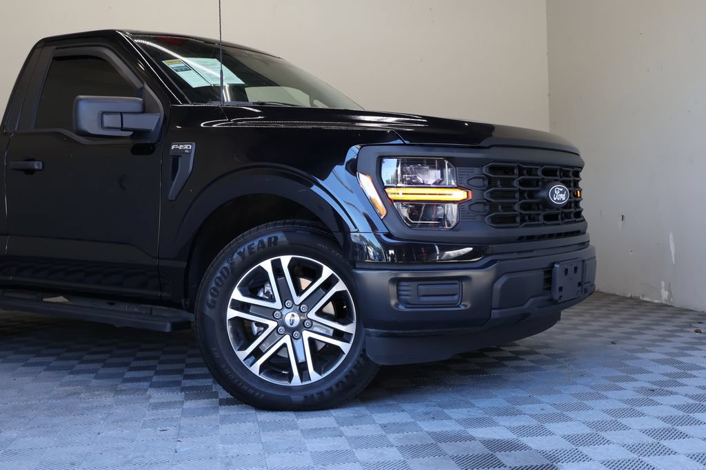 Used 2024 Ford F150 XL RWD image 3