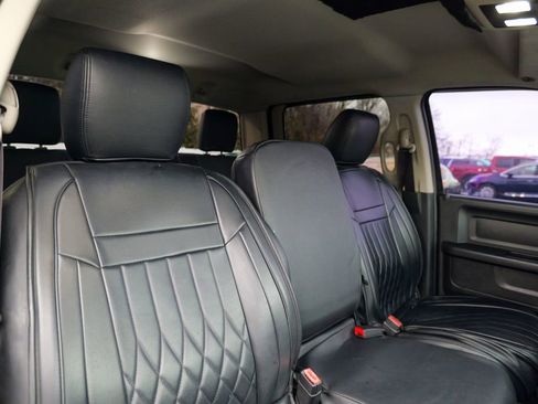 Used 2014 RAM 1500 Express w/ Black Ram 1500 Express Group image 35