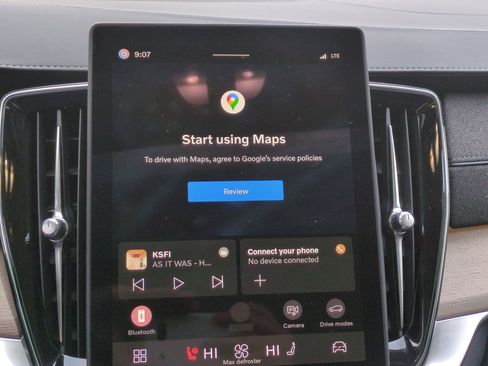 New 2026 Volvo XC90 B5 Core image 11