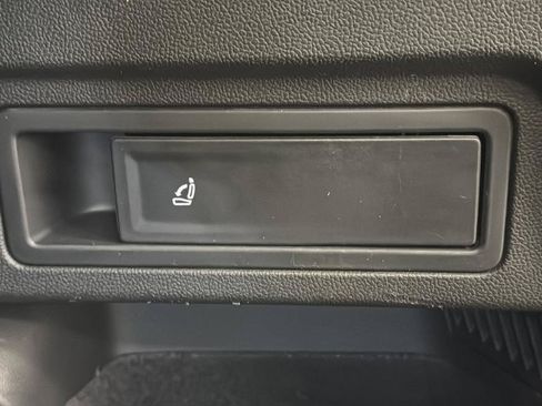 Used 2024 Volkswagen Tiguan S AWD/4WD image 24