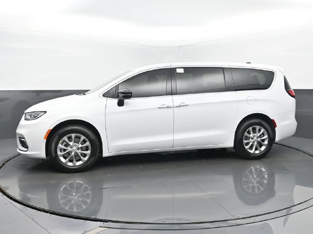 New 2025 Chrysler Pacifica Select w/ Uconnect Theater Family Group AWD/4WD image 2