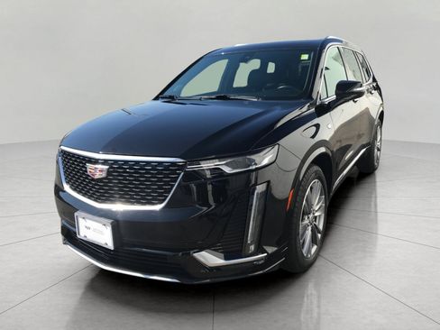 Certified 2025 Cadillac XT6 Premium Luxury image 10