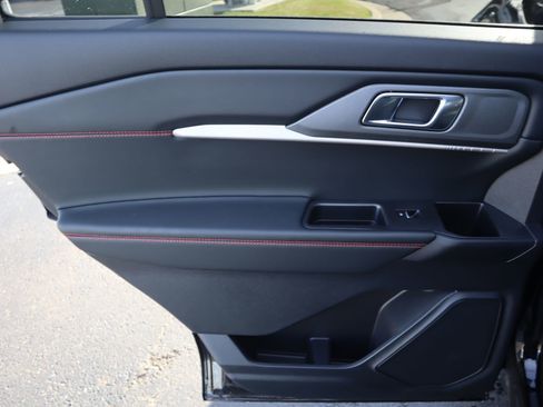 New 2026 Ford Explorer ST-Line w/ ST-Line Street Pack AWD/4WD image 19