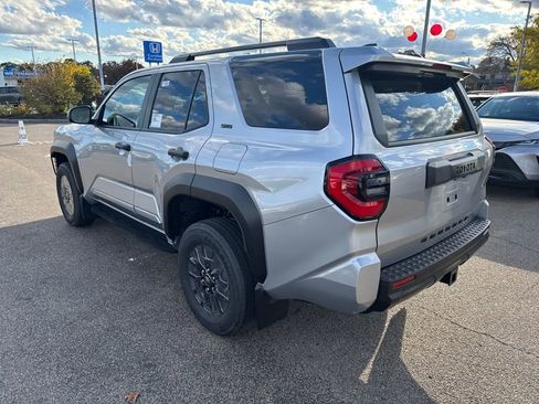 New 2025 Toyota 4Runner SR5 image 5