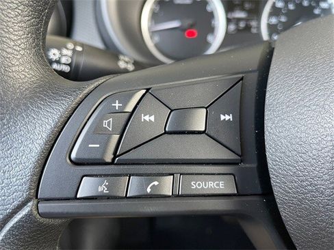 New 2025 Nissan Kicks Play S image 22