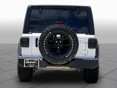 Used 2021 Jeep Wrangler Unlimited Sport AWD/4WD image 5