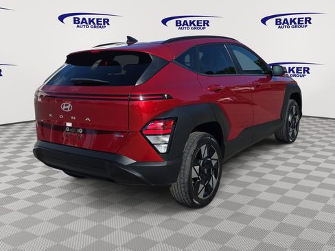 Used 2024 Hyundai Kona SEL AWD/4WD image 5