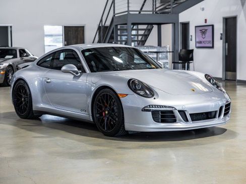 Used 2016 Porsche 911 Carrera GTS RWD image 8