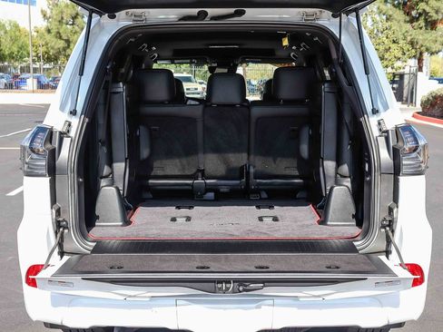 Used 2021 Lexus LX 570 4WD w/ Inspiration Series #2 image 33