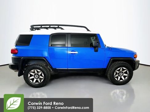 Used 2007 Toyota FJ Cruiser 4WD image 8