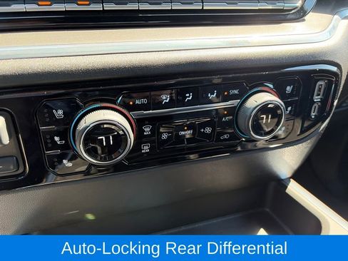 Used 2024 Chevrolet Silverado 1500 High Country w/ Technology Package AWD/4WD image 29