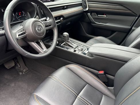 Used 2025 MAZDA CX-50 AWD 2.5 Hybrid w/ Premium Pkg image 10
