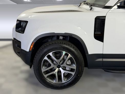 Used 2026 Land Rover Defender 110 S AWD/4WD image 11