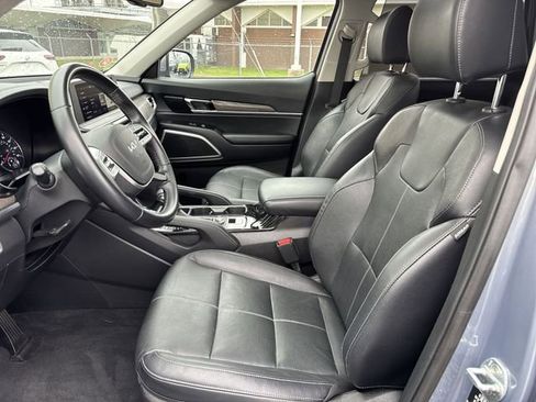 Used 2022 Kia Telluride EX w/ EX Premium Package FWD image 20