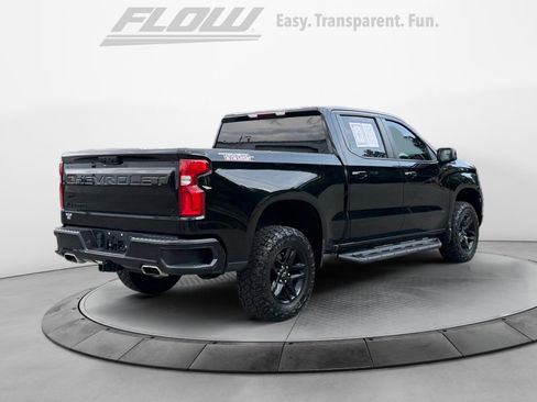 Used 2022 Chevrolet Silverado 1500 LT Trail Boss w/ Protection Package AWD/4WD image 9