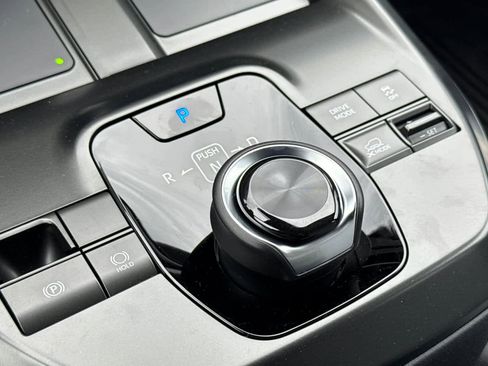 New 2026 Subaru Solterra Premium image 20