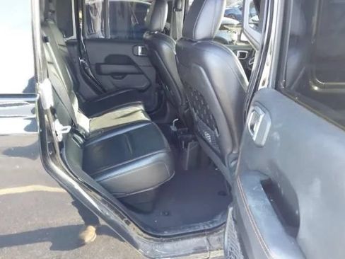 Used 2021 Jeep Gladiator Mojave AWD/4WD image 11