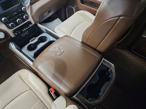 Used 2020 RAM 2500 Laramie image 25