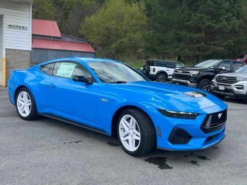 Used 2026 Ford Mustang GT RWD image 4
